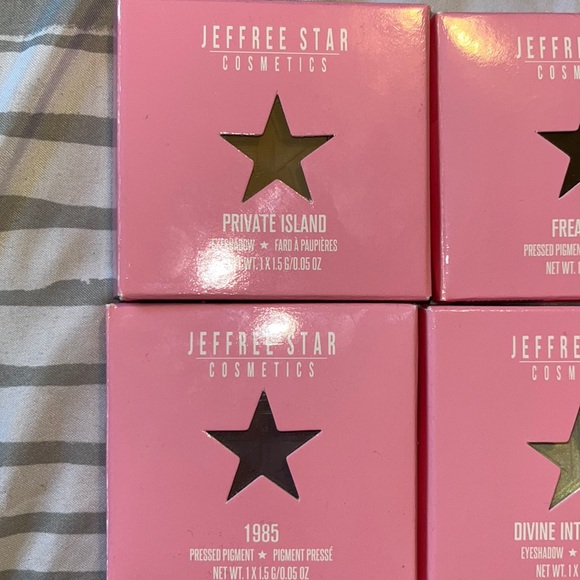 Jeffree Star Artistry Singles - Picture 2 of 4